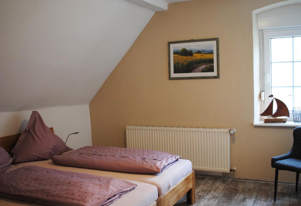 Ferienwohnung Moselena Reil Exterior foto
